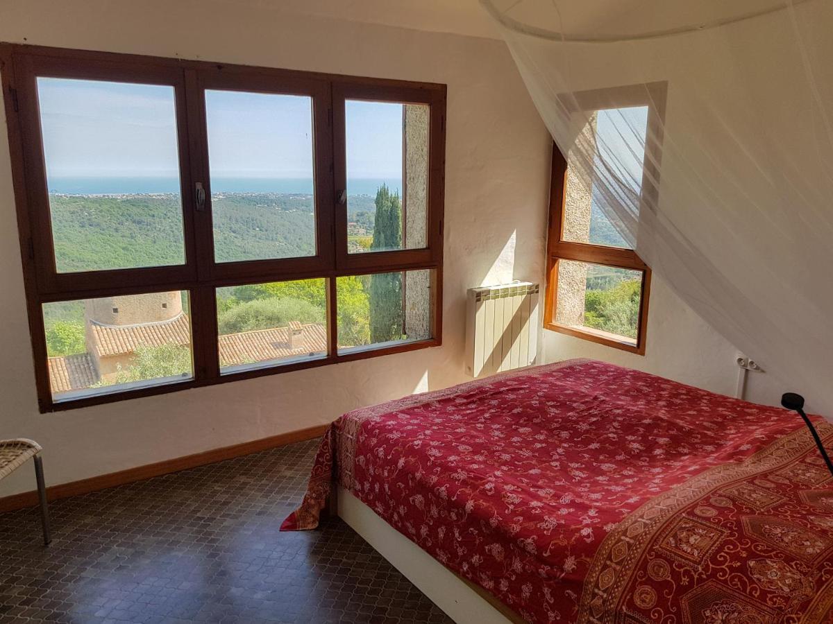 La Brise, Provenzialisches In Vence, Cote D'azur, Fuer 6-8 Personen Vence