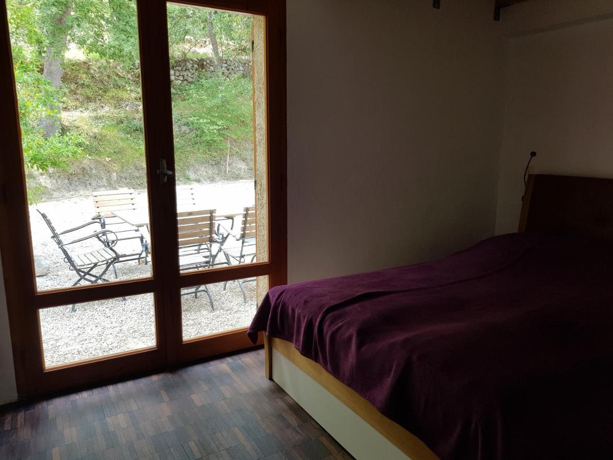 Apartment La Brise, Provenzialisches In Vence, Cote D'azur, Fuer 6-8 Personen